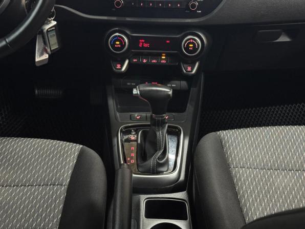 Kia Rio IV с пробегом 2019 года, цена 1 596 000 рублей, 70242 км, хэтчбек, Автокод Объявления