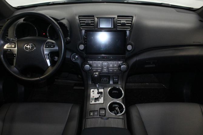 Toyota Highlander II (XU40) Рестайлинг с пробегом 2013 года, цена 1 999 000 рублей, 310690 км, внедорожник, Автокод Объявления