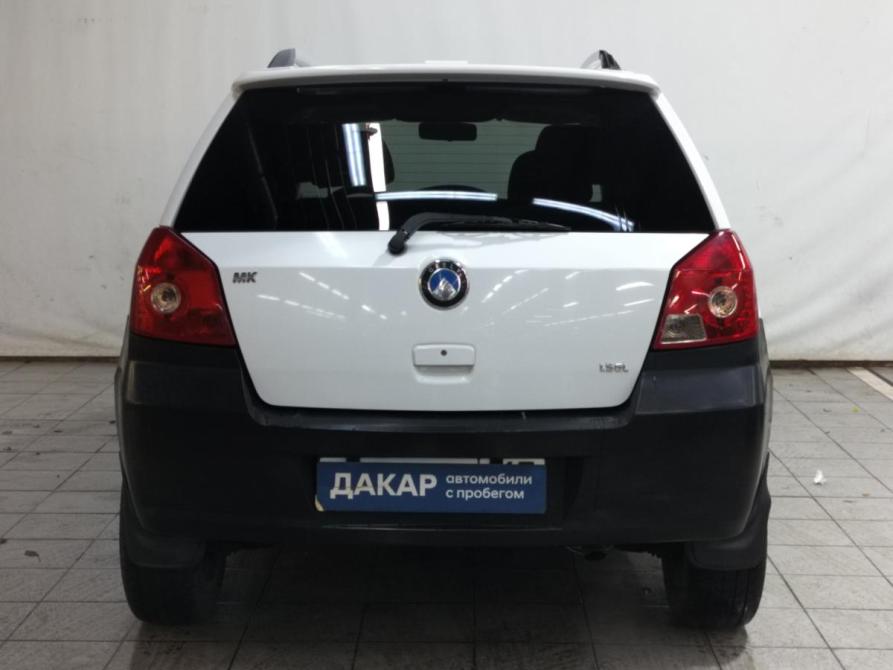 Geely MK Cross I Санкт-Петербург  - изображение 5