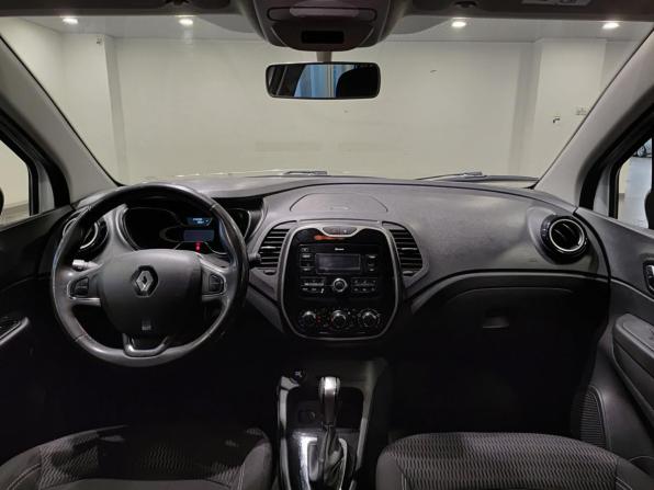 Renault Kaptur I с пробегом 2017 года, цена 1 080 000 рублей, 240394 км, внедорожник, Автокод Объявления