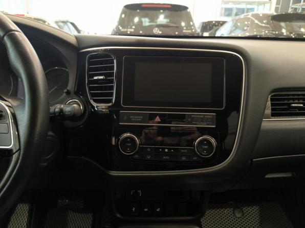 Mitsubishi Outlander III Рестайлинг 3 с пробегом 2019 года, цена 2 720 000 рублей, 56264 км, внедорожник, Автокод Объявления