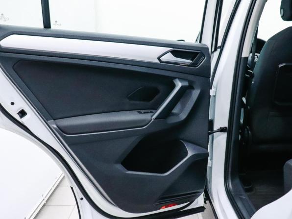Volkswagen Tiguan II с пробегом 2020 года, цена 2 000 000 рублей, 185955 км, внедорожник, Автокод Объявления