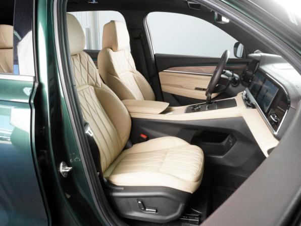 Geely Monjaro I Рестайлинг с пробегом 2025 года, цена 3 599 000 рублей, 22800 км, внедорожник, Автокод Объявления
