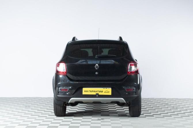 Renault Sandero II с пробегом 2017 года, цена 999 000 рублей, 191000 км, хэтчбек, Автокод Объявления