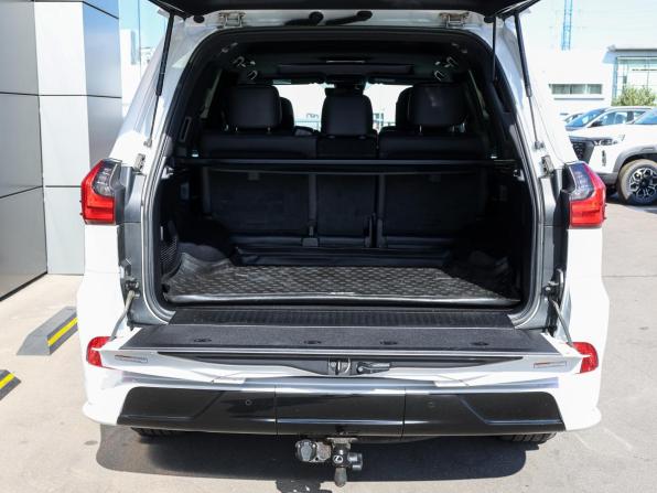 Lexus LX III Рестайлинг 2 с пробегом 2020 года, цена 9 700 000 рублей, 186717 км, внедорожник, Автокод Объявления