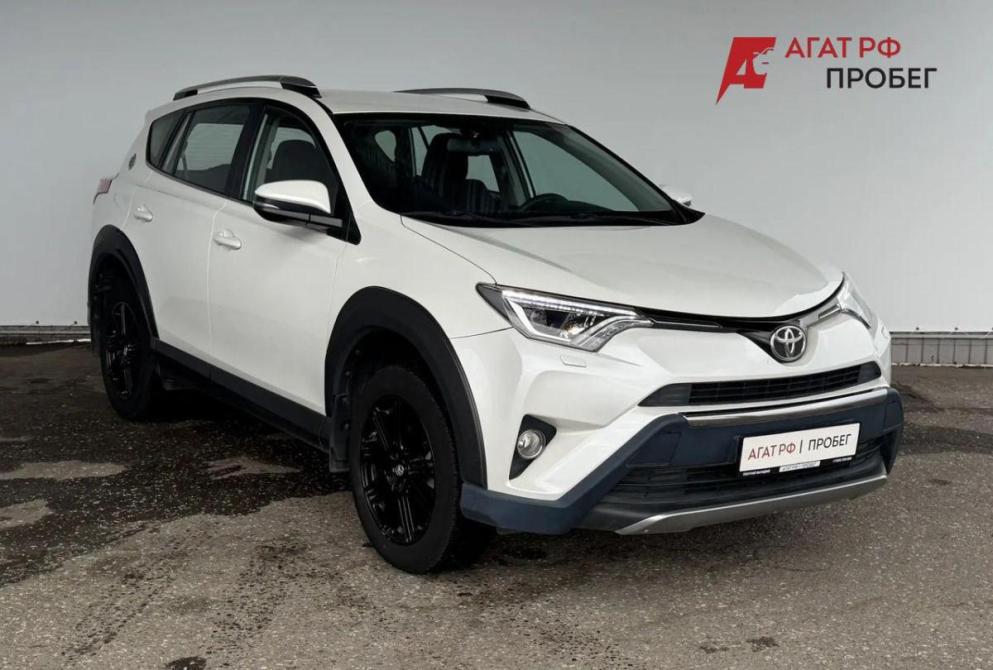 Toyota RAV4 IV (XA40) Рестайлинг Киров  - изображение 3