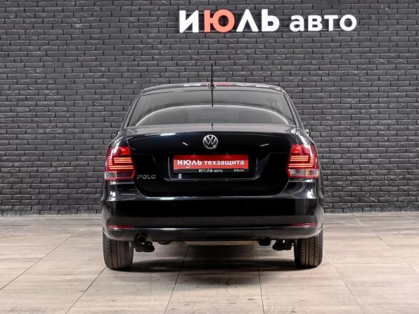 Volkswagen Polo V Рестайлинг с пробегом 2018 года, цена 1 500 000 рублей, 44587 км, седан, Автокод Объявления