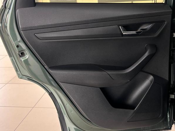 Skoda Karoq I с пробегом 2020 года, цена 2 130 000 рублей, 139675 км, внедорожник, Автокод Объявления