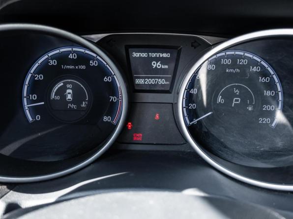 Hyundai ix35 I с пробегом 2012 года, цена 1 150 000 рублей, 200750 км, внедорожник, Автокод Объявления
