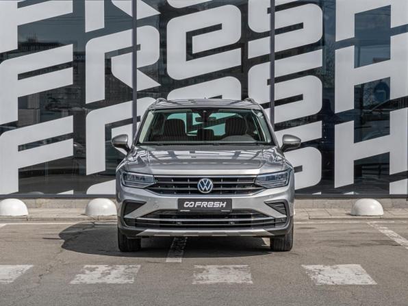 Volkswagen Tiguan II Рестайлинг с пробегом 2020 года, цена 2 395 000 рублей, 167820 км, внедорожник, Автокод Объявления