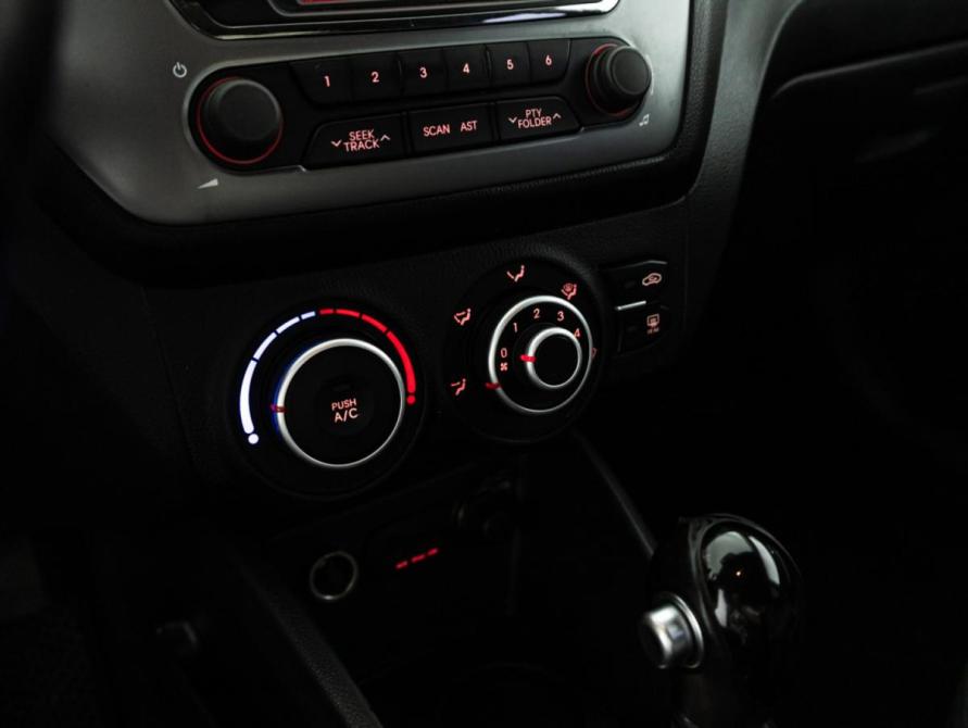 Kia Rio III Санкт-Петербург  - изображение 16