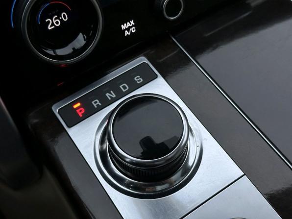 Land Rover Range Rover IV Рестайлинг с пробегом 2018 года, цена 5 670 000 рублей, 132859 км, внедорожник, Автокод Объявления