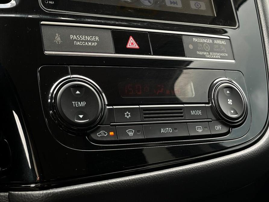 Mitsubishi Outlander III Рестайлинг 3 Санкт-Петербург  - изображение 17