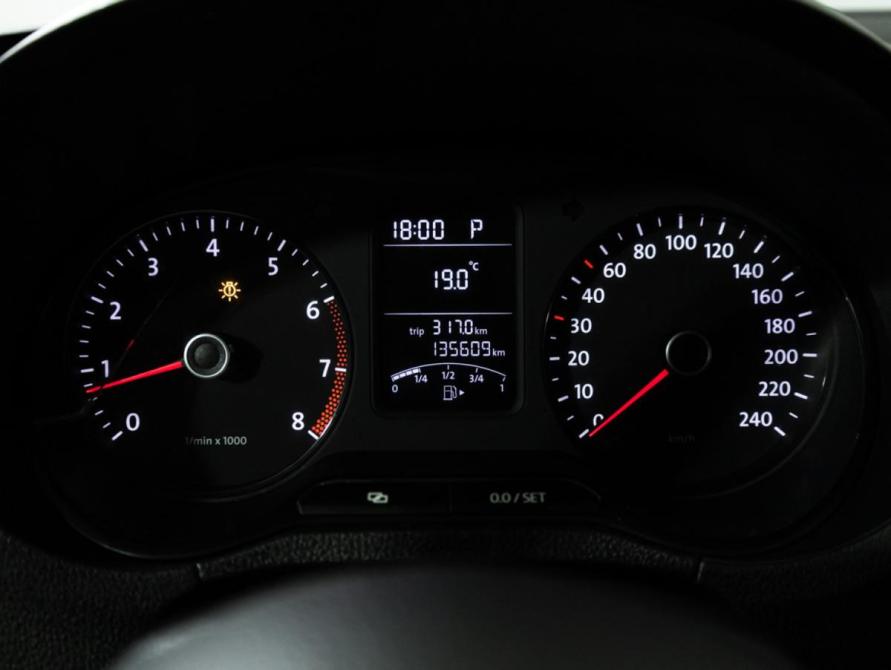 Volkswagen Polo V Санкт-Петербург  - изображение 12