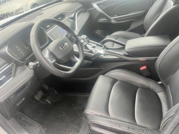 Geely Atlas Pro с пробегом 2023 года, цена 2 139 000 рублей, 28000 км, внедорожник, Автокод Объявления