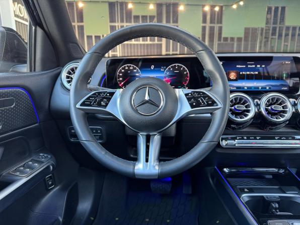 Mercedes-Benz GLB I (X247) Рестайлинг с пробегом 2023 года, цена 4 790 000 рублей, 12935 км, внедорожник, Автокод Объявления