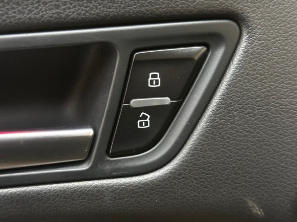 Audi Q5 I (8R) Рестайлинг с пробегом 2014 года, цена 1 950 000 рублей, 160300 км, внедорожник, Автокод Объявления