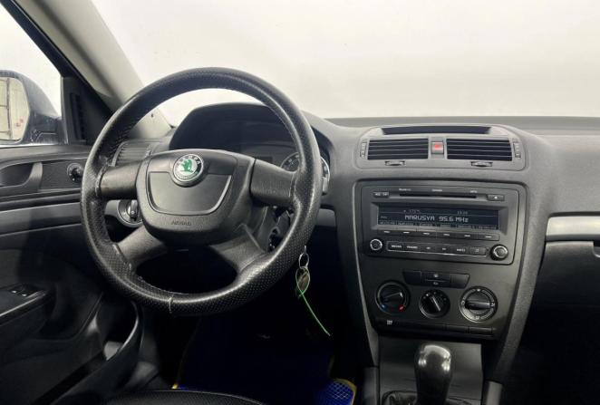 Skoda Octavia II (A5) Рестайлинг с пробегом 2012 года, цена 505 000 рублей, 165448 км, лифтбек, Автокод Объявления