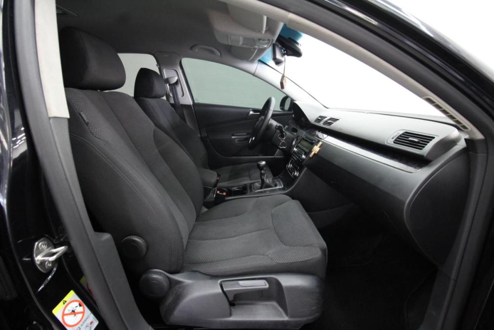 Volkswagen Passat B6 Сургут  - изображение 10