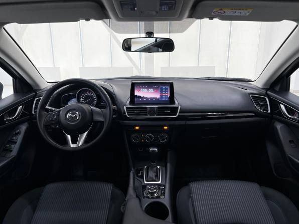 Mazda 3 III (BM) с пробегом 2014 года, цена 1 390 000 рублей, 98302 км, седан, Автокод Объявления