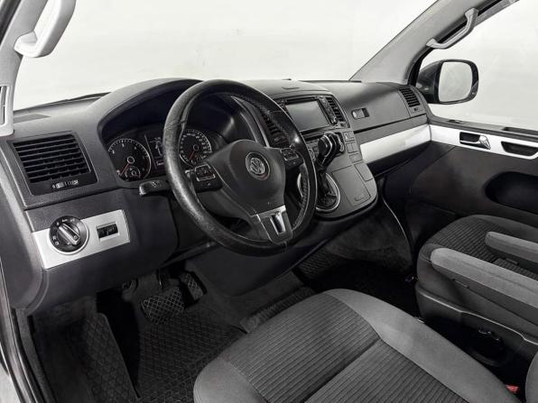 Volkswagen Multivan T5 Рестайлинг с пробегом 2013 года, цена 1 893 200 рублей, 245822 км, минивэн, Автокод Объявления