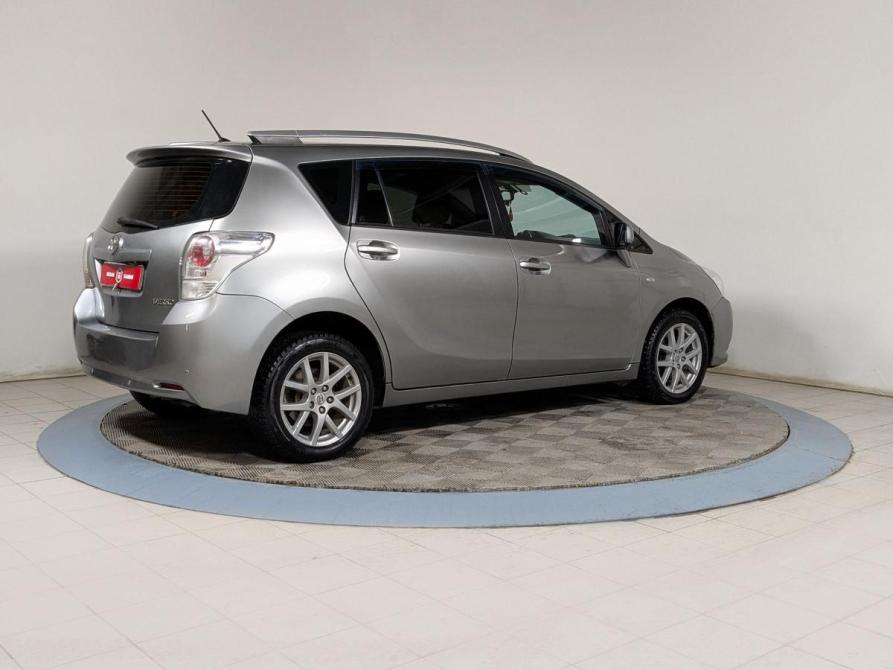 Toyota Verso I Екатеринбург  - изображение 8