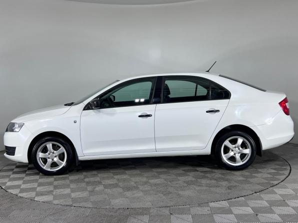 Skoda Rapid I с пробегом 2016 года, цена 1 297 000 рублей, 49308 км, лифтбек, Автокод Объявления
