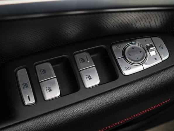 Genesis G70 I Рестайлинг с пробегом 2020 года, цена 3 090 000 рублей, 85750 км, седан, Автокод Объявления