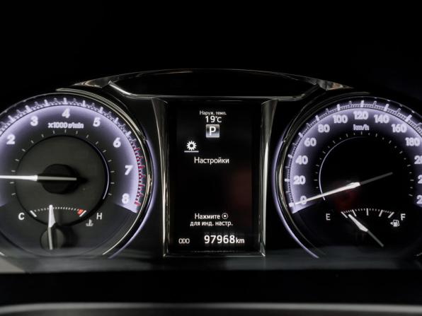 Toyota Camry VII (XV50) Рестайлинг 2 с пробегом 2017 года, цена 2 190 000 рублей, 97968 км, седан, Автокод Объявления