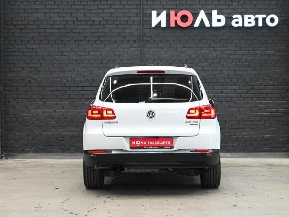 Volkswagen Tiguan I Рестайлинг с пробегом 2014 года, цена 1 600 000 рублей, 193267 км, внедорожник, Автокод Объявления