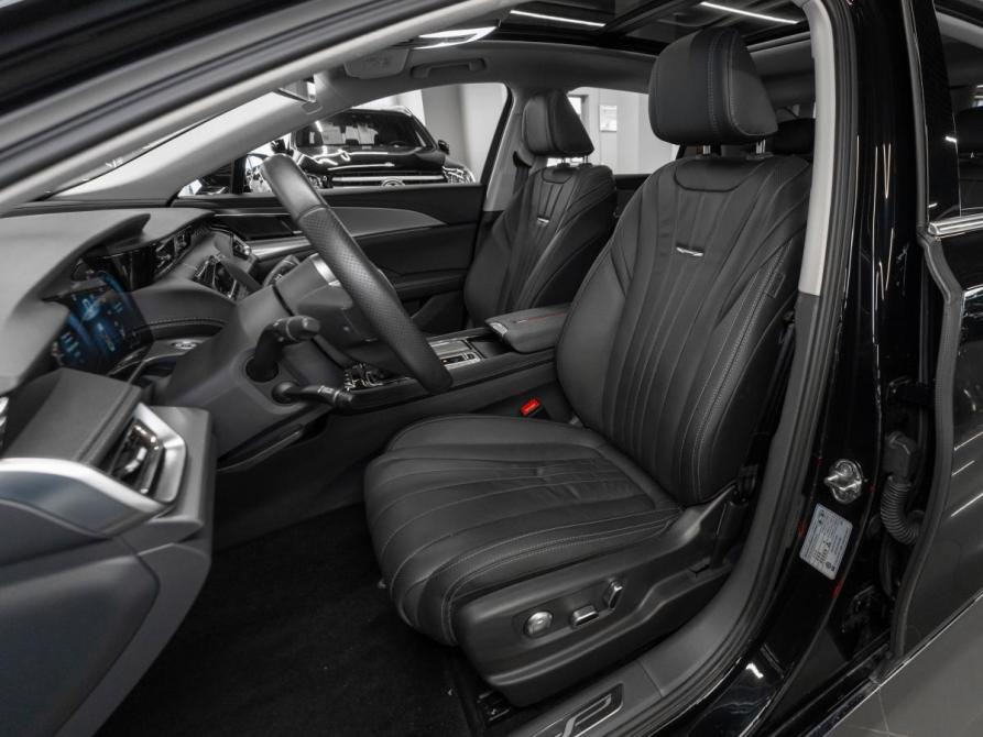 Hongqi H5 II Москва  - изображение 9