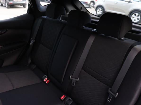 Nissan Qashqai II с пробегом 2018 года, цена 1 637 000 рублей, 112000 км, внедорожник, Автокод Объявления