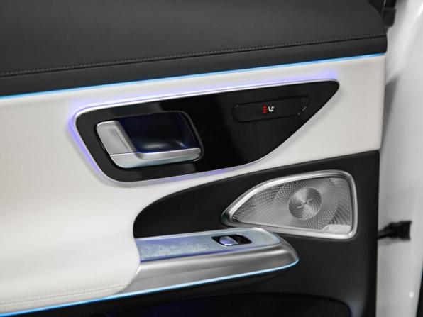 Новый Mercedes-Benz E-Класс VI (W214 S214) 2026 года, цена 10 416 000 рублей, седан, Автокод Объявления