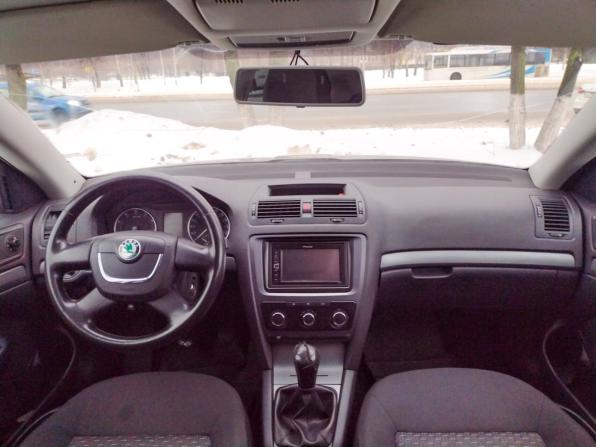 Skoda Octavia II (A5) Рестайлинг с пробегом 2011 года, цена 630 000 рублей, 229972 км, лифтбек, Автокод Объявления