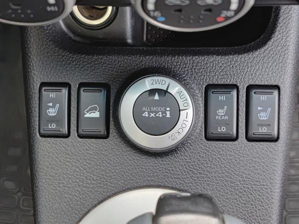 Nissan X-Trail II Рестайлинг с пробегом 2011 года, цена 1 080 000 рублей, 306128 км, внедорожник, Автокод Объявления