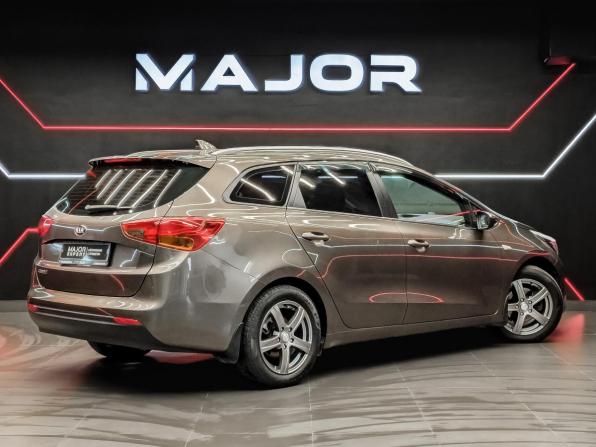 Kia Ceed II Рестайлинг с пробегом 2018 года, цена 1 245 000 рублей, 189618 км, универсал, Автокод Объявления