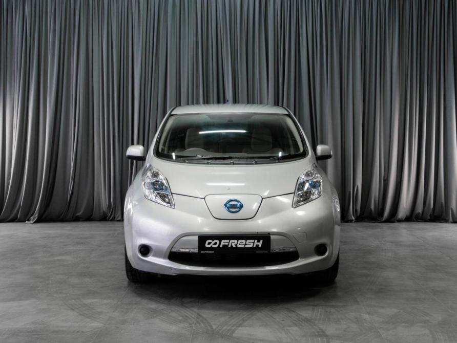 Nissan Leaf I (ZE0/AZE0) Тюмень  - изображение 3