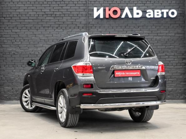 Toyota Highlander II (XU40) Рестайлинг с пробегом 2011 года, цена 1 770 000 рублей, 235118 км, внедорожник, Автокод Объявления