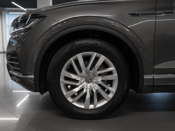 Volkswagen Touareg III с пробегом 2019 года, цена 5 890 000 рублей, 72091 км, внедорожник, Автокод Объявления