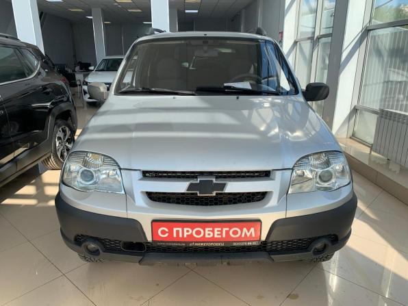 Chevrolet Niva I Рестайлинг с пробегом 2010 года, цена 318 000 рублей, 210000 км, внедорожник, Автокод Объявления