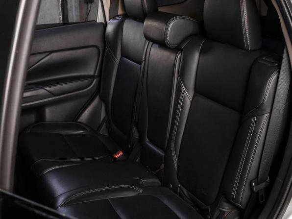 Mitsubishi Outlander III Рестайлинг 3 с пробегом 2020 года, цена 2 270 000 рублей, 157049 км, внедорожник, Автокод Объявления
