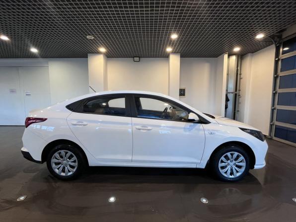 Hyundai Solaris II Рестайлинг с пробегом 2020 года, цена 1 734 000 рублей, 289908 км, седан, Автокод Объявления