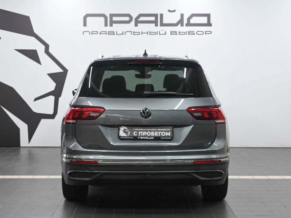 Volkswagen Tiguan II Рестайлинг с пробегом 2021 года, цена 3 069 900 рублей, 81826 км, внедорожник, Автокод Объявления
