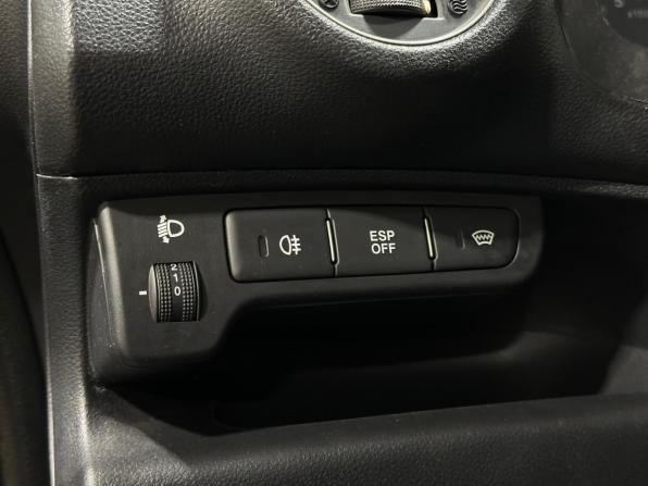 Kia Carens II (UN) с пробегом 2009 года, цена 680 000 рублей, 209666 км, минивэн, Автокод Объявления