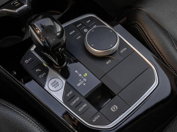 BMW 1 серии III (F40) с пробегом 2019 года, цена 3 099 000 рублей, 117688 км, хэтчбек, Автокод Объявления