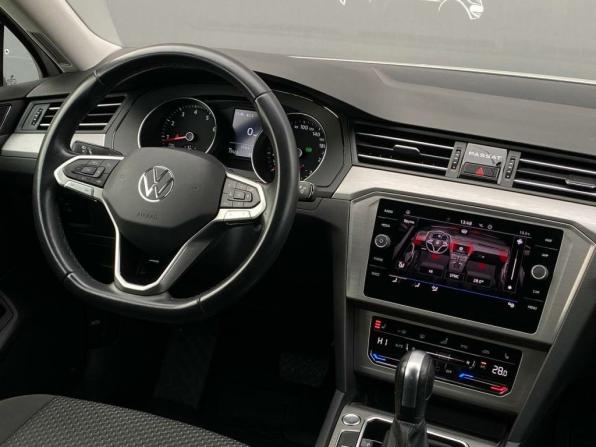 Volkswagen Passat B8 Рестайлинг с пробегом 2020 года, цена 2 410 300 рублей, 73523 км, седан, Автокод Объявления