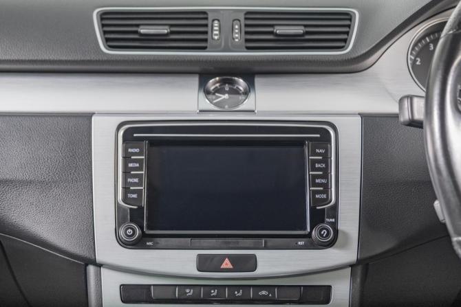 Volkswagen Passat B7 с пробегом 2014 года, цена 1 239 000 рублей, 83000 км, универсал, Автокод Объявления