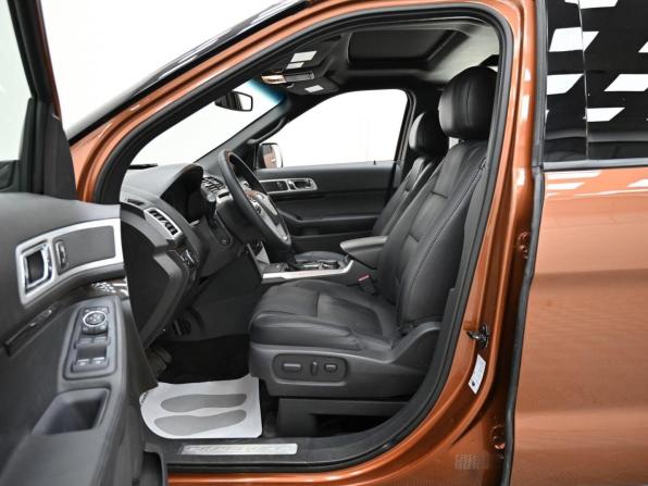Ford Explorer V с пробегом 2014 года, цена 1 225 000 рублей, 126380 км, внедорожник, Автокод Объявления