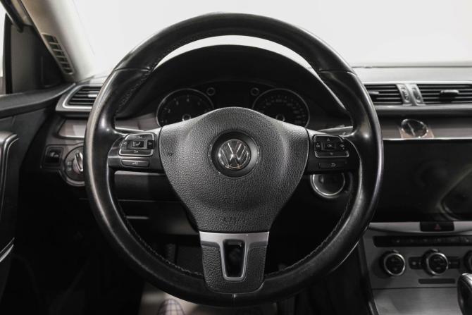 Volkswagen Passat B7 с пробегом 2012 года, цена 849 000 рублей, 138000 км, седан, Автокод Объявления