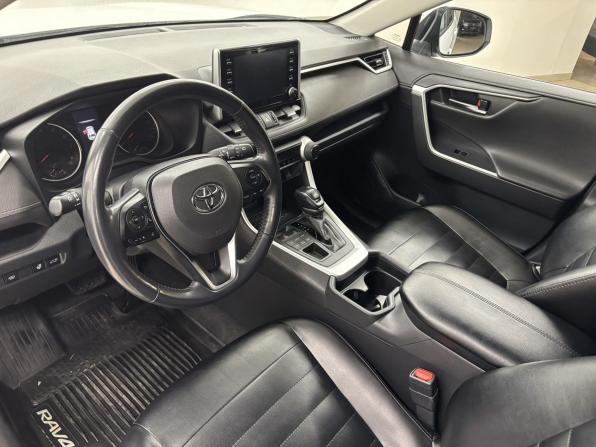 Toyota RAV4 V (XA50) с пробегом 2021 года, цена 3 510 000 рублей, 92987 км, внедорожник, Автокод Объявления